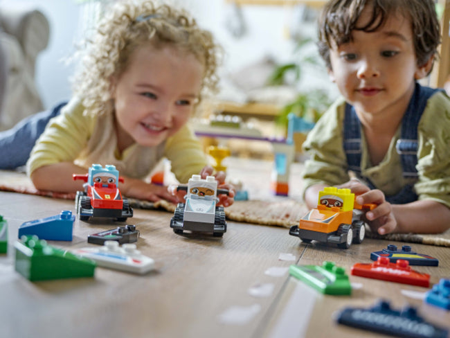 Duplo F1 Team Race Cars-3