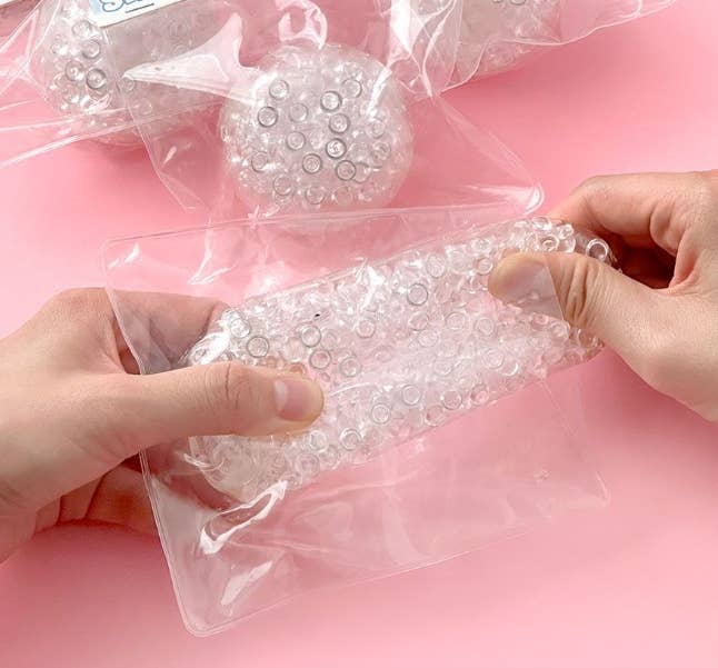 SNOW SQUISH – Clear Jelly Bead Stress Ball