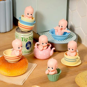 Kewpie in Cups Bb