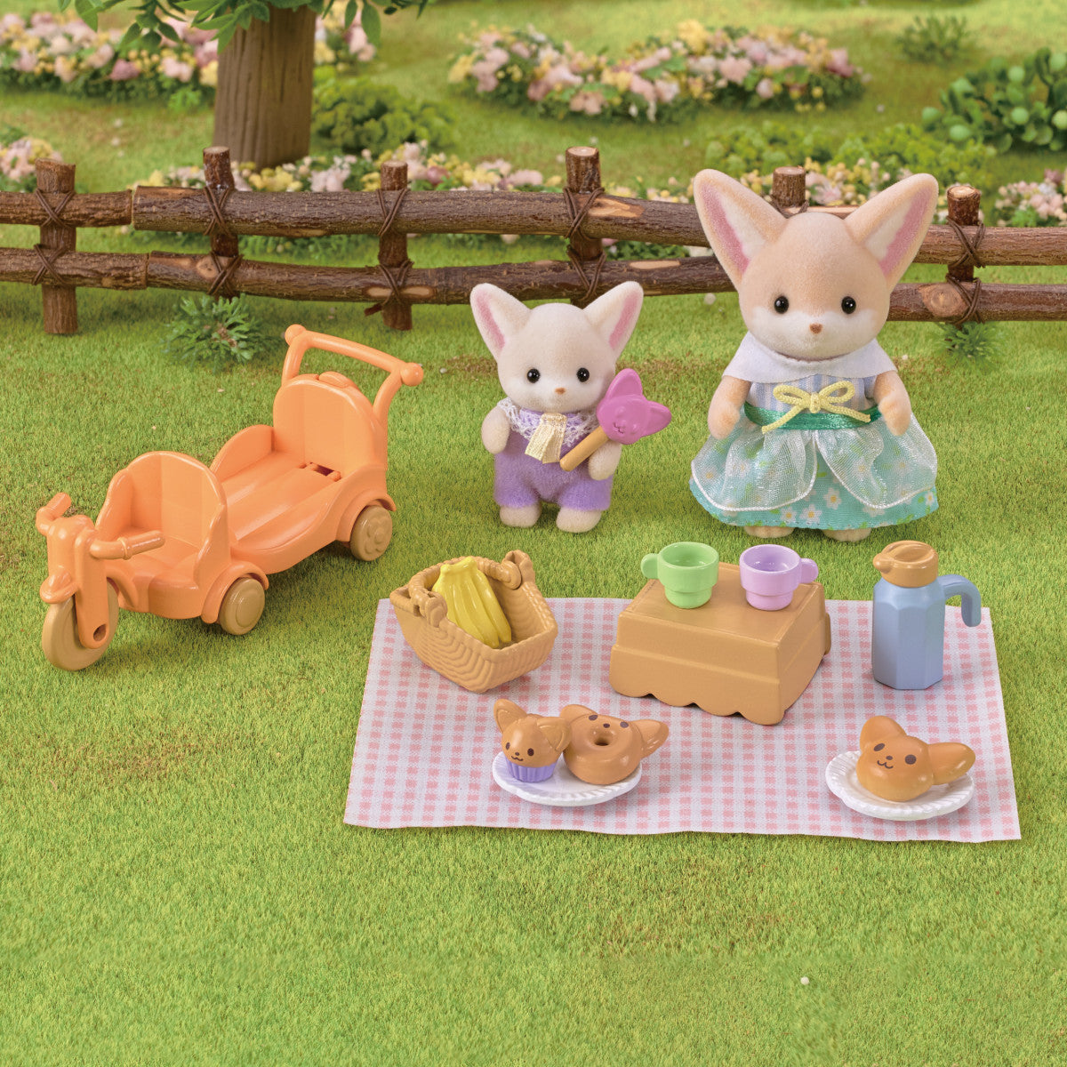Fennec Fox Sister N Baby