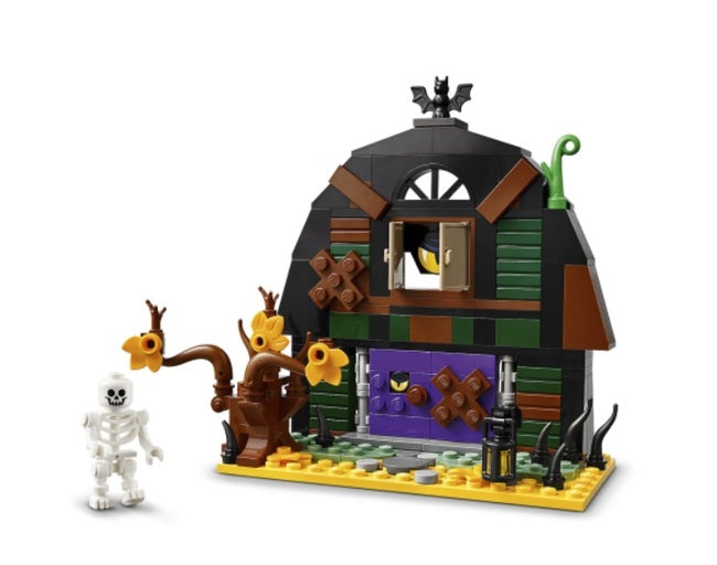 LEGOAR Halloween Barn-2