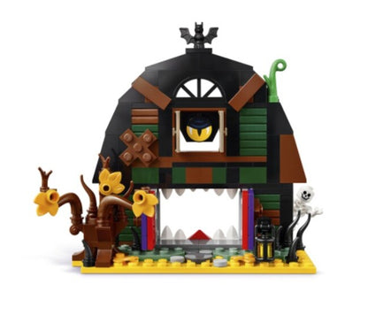 LEGOAR Halloween Barn-4