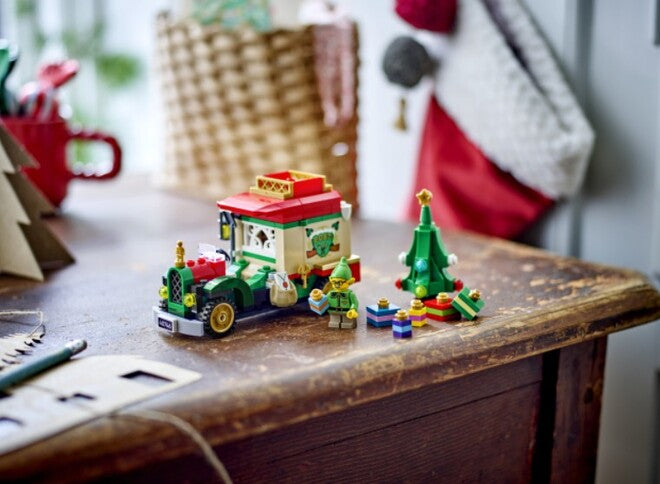 LEGOAR Santa Delivery Truck-4