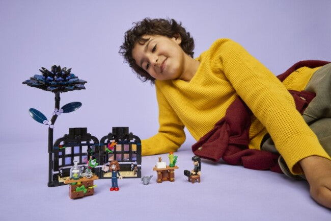 LEGOAR Black Dahlia Flower-3
