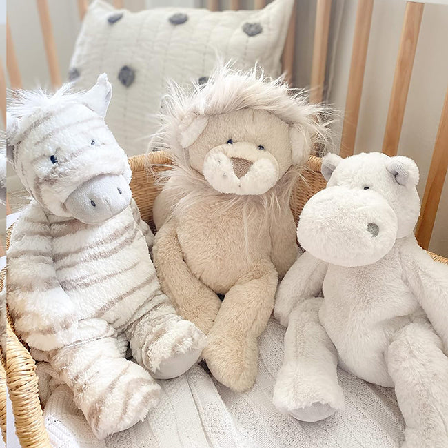 Zuri Floppy Lion